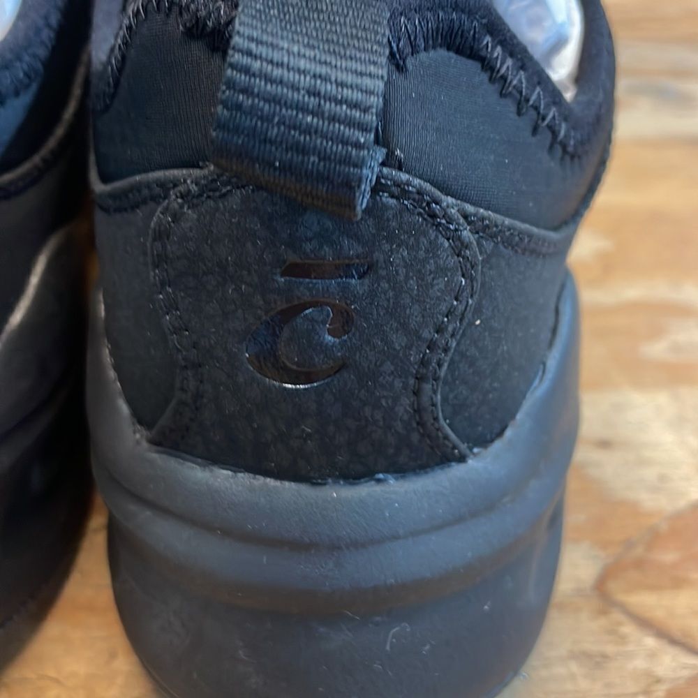 NWT Clove woman’s black tennis shoes - Picture 11 of 15